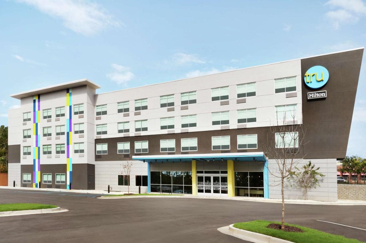 Tru By Hilton Harbison Hotel Columbia