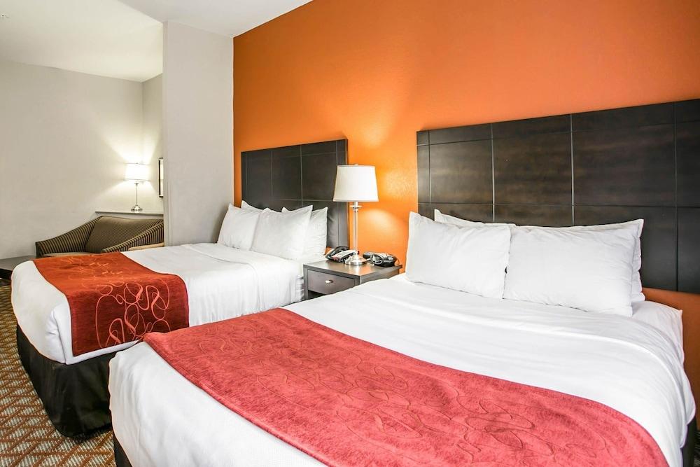 Hotel Comfort Northeast - Jackson 3*