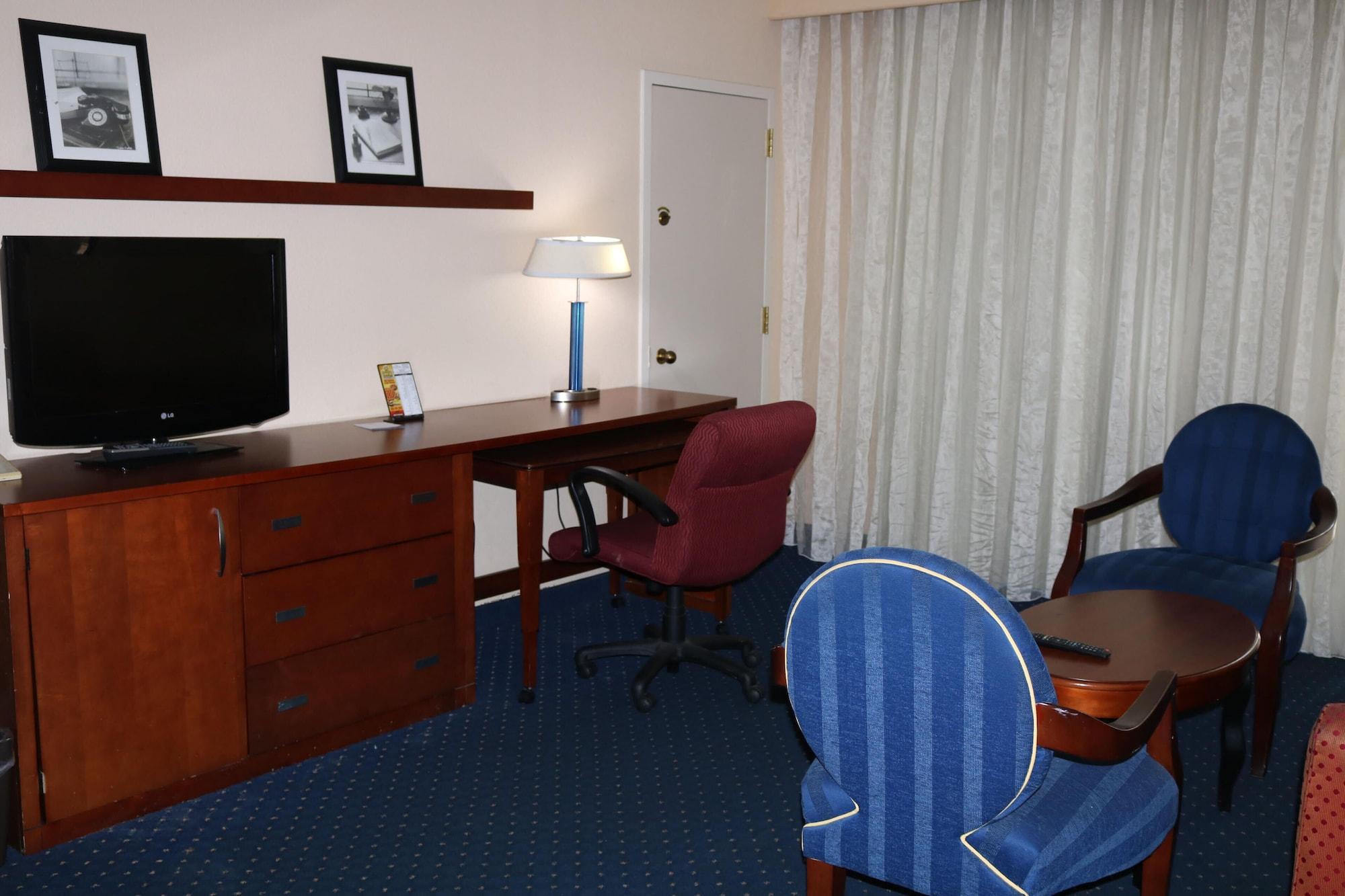 Baymont By Wyndham Northwest Hotel Columbia
