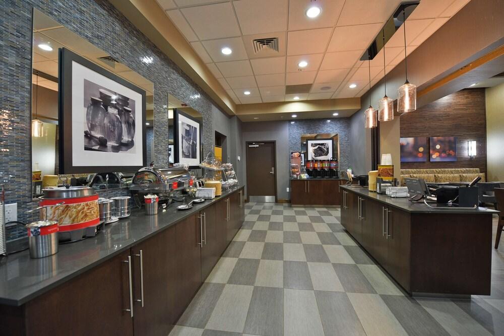 Hotel Hampton & Columbia/southeast-fort Jackson Columbia