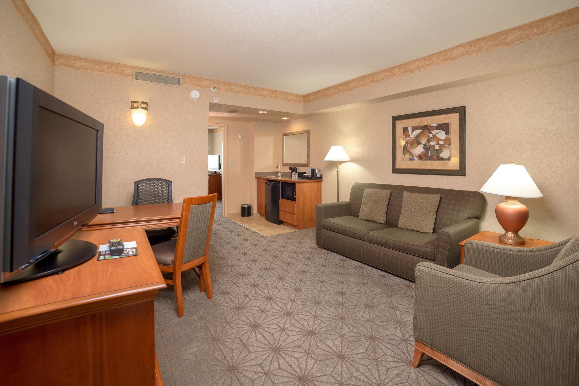 Hotel Embassy By Hilton Greystone 4*