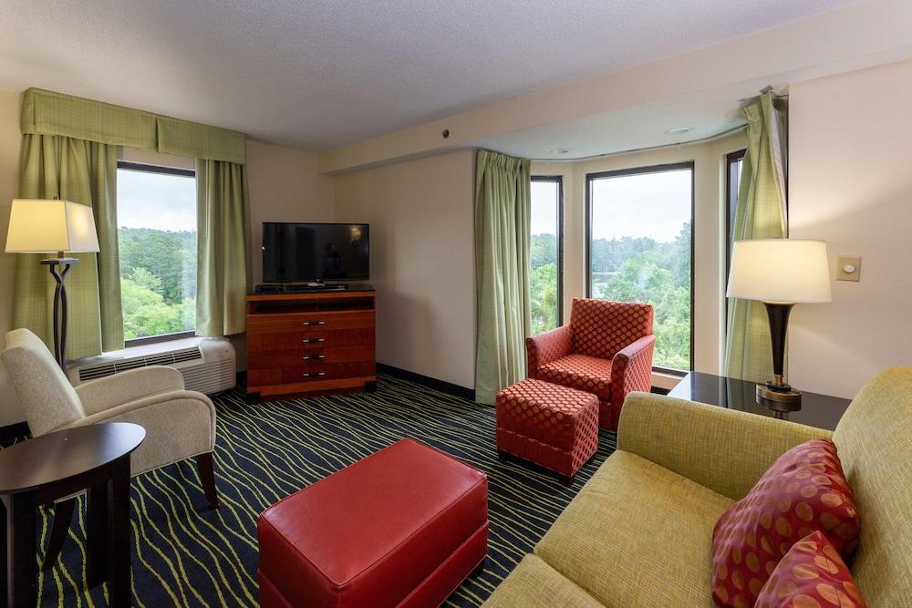 Hampton I-26/harbison Blvd Hotel 3*