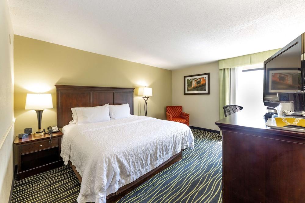 Hampton I-26/harbison Blvd Hotel Columbia
