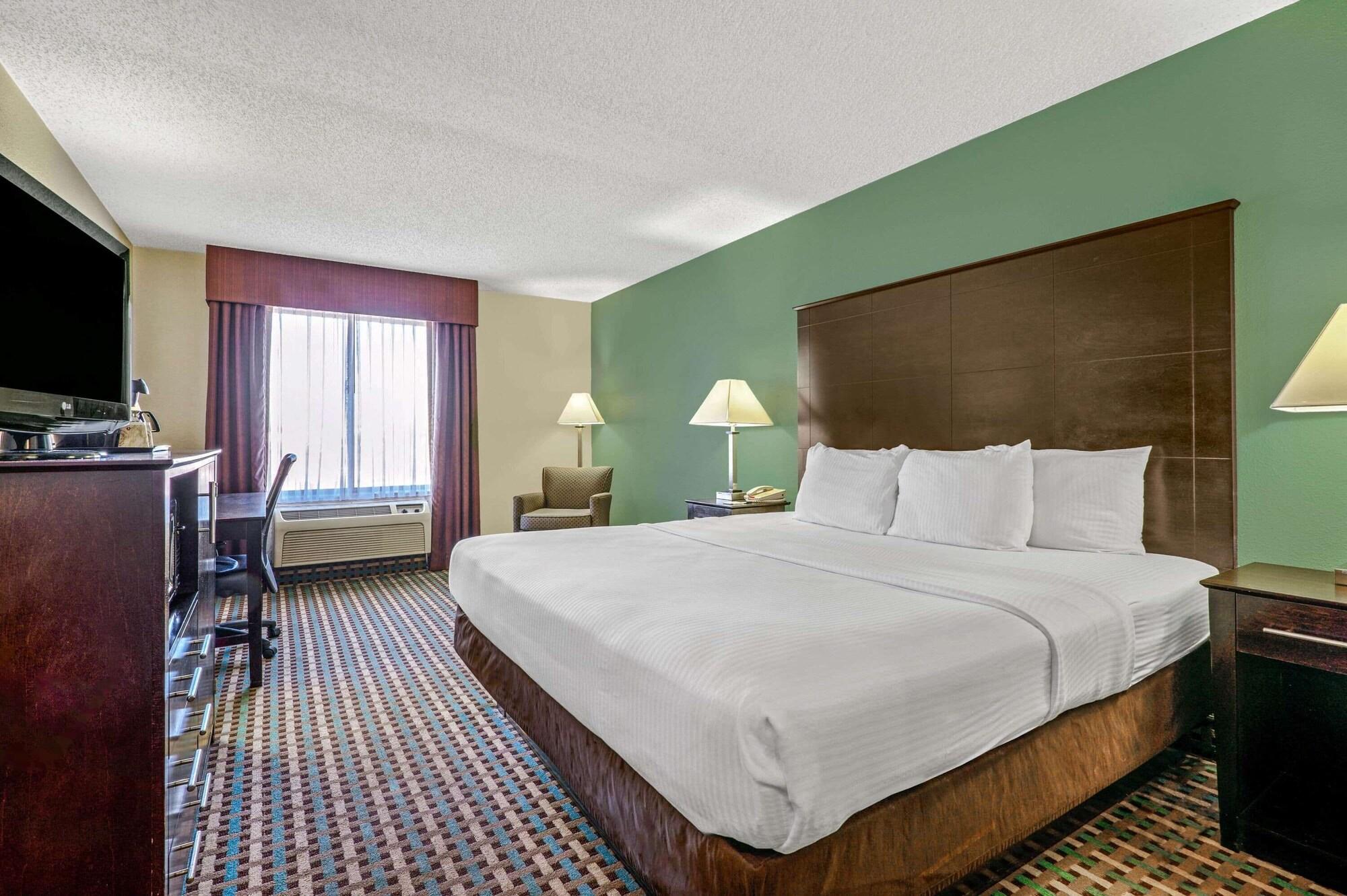 La Quinta By Wyndham Se Jackson