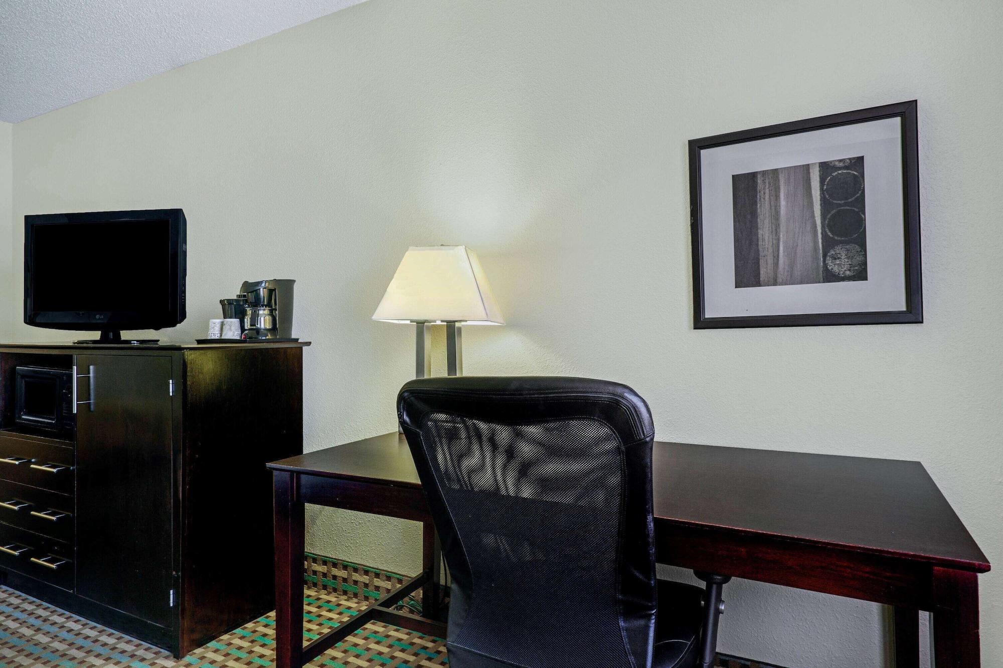 La Quinta By Wyndham Se Jackson 3*