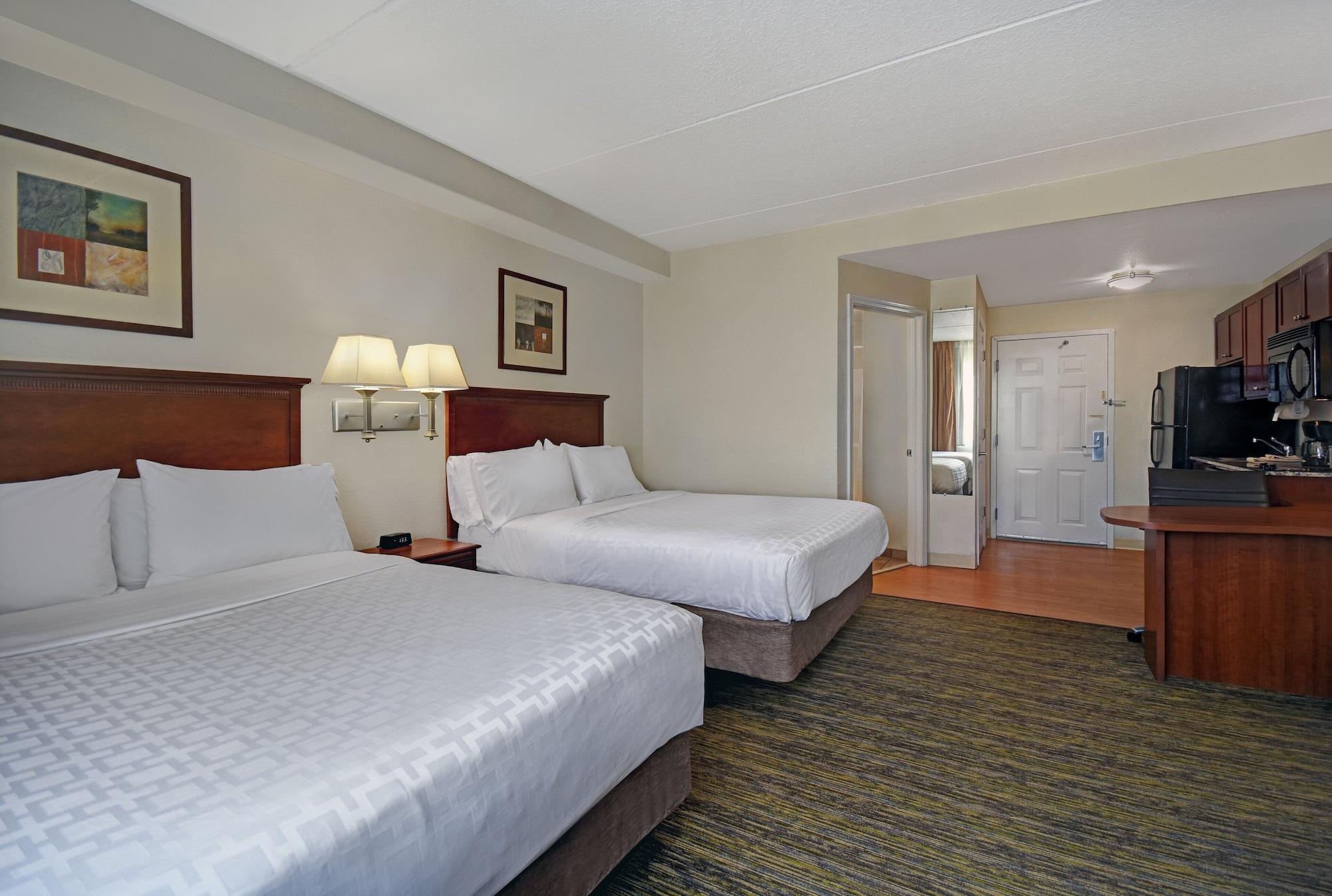 Candlewood Columbia-fort Jackson By Ihg Hotel
