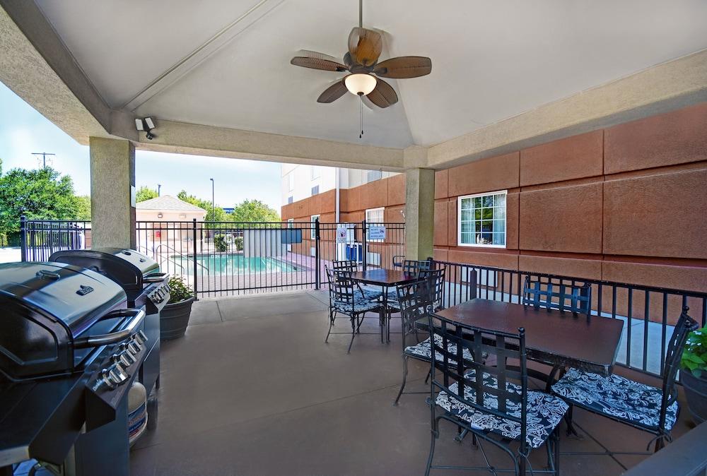 Hotel Candlewood Columbia-fort Jackson By Ihg