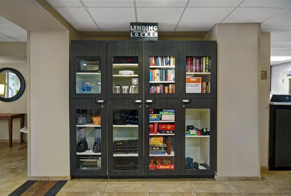 Candlewood Columbia-fort Jackson By Ihg