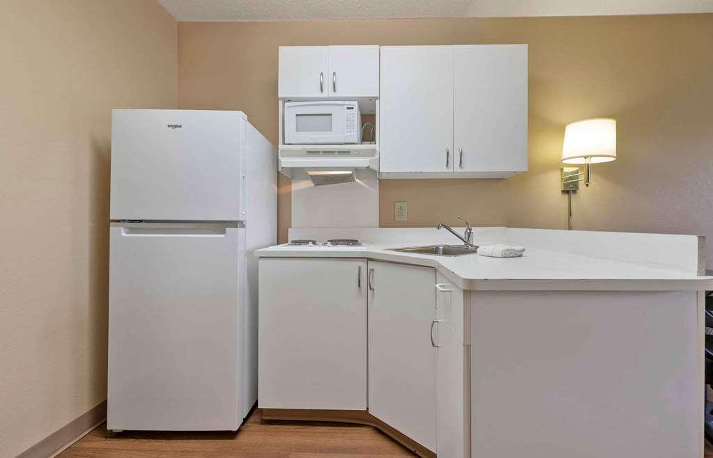 Extended America Select - - Ft Jackson Hotel Columbia
