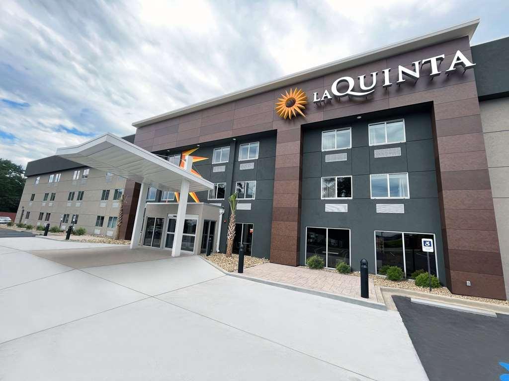 Hotel La Quinta By Wyndham Ne Fort Jackson 3*