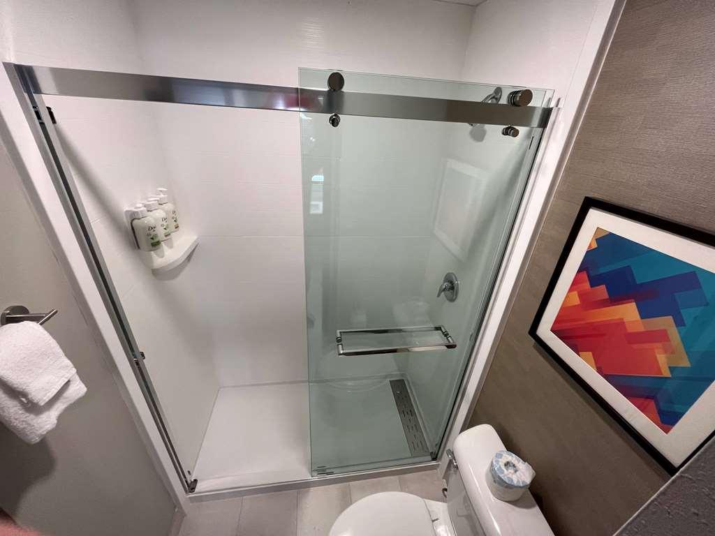 La Quinta By Wyndham Ne Fort Jackson Hotel