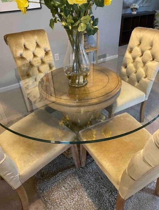 Beautiful Private Near Ft Jackson, Starbucks, Shopping And Dining! * Columbia