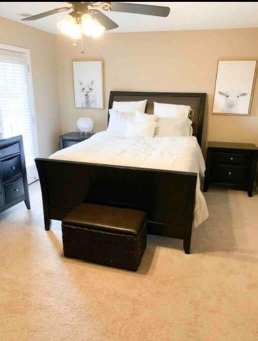 Holiday home Beautiful Private Near Ft Jackson, Starbucks, Shopping And Dining!