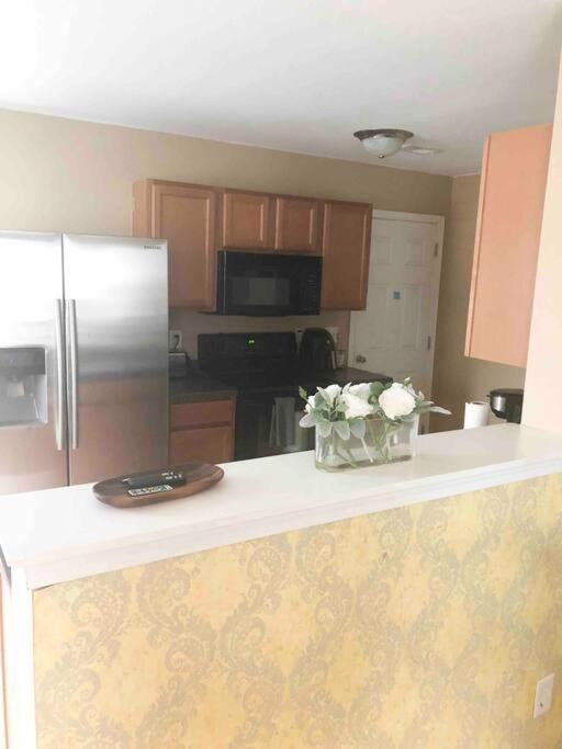 Holiday home Beautiful Private Near Ft Jackson, Starbucks, Shopping And Dining! *