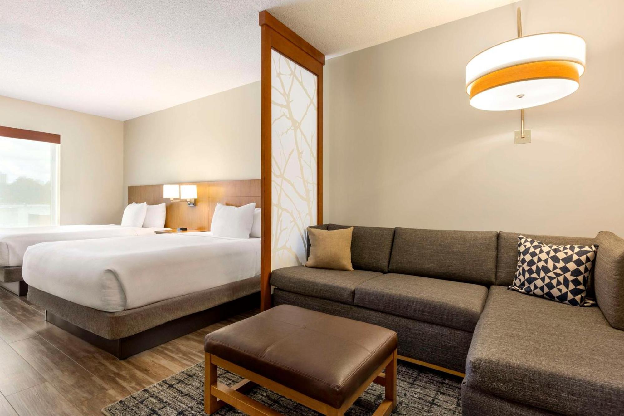 Hyatt Place Columbia/downtown/the Vista Hotel 3*