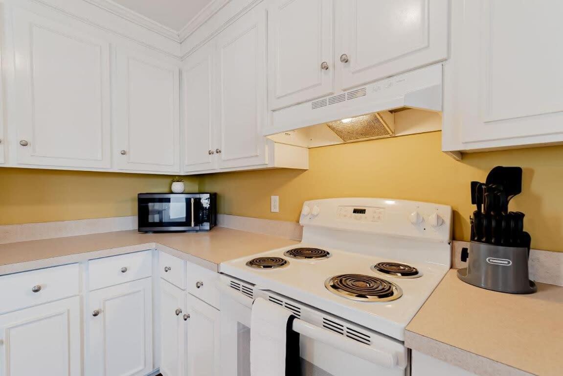 Breeze On Inn- Mins To Ft Jackson Holiday home