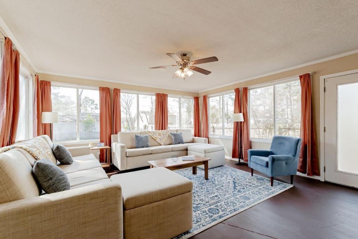 Holiday home Breeze On Inn- Mins To Ft Jackson *