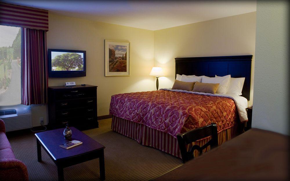 Mainstay Harbison 4* Columbia