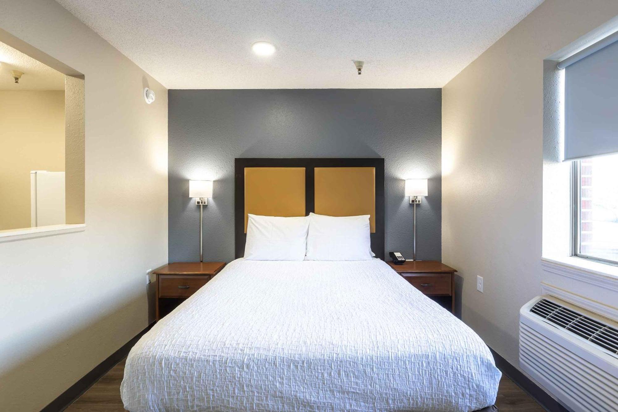 Extended America - - Greystone Hotel