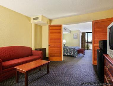 Hotel Days & By Wyndham Se Ft Jackson
