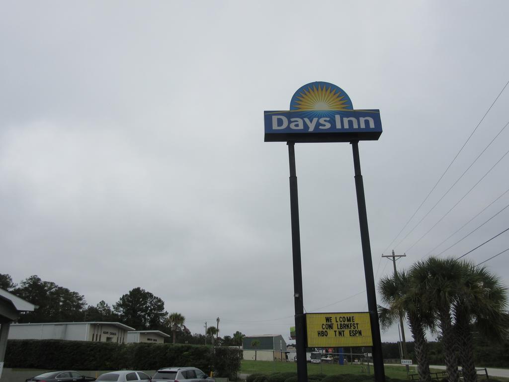 Days By Wyndham Ne Fort Jackson Hotel Columbia