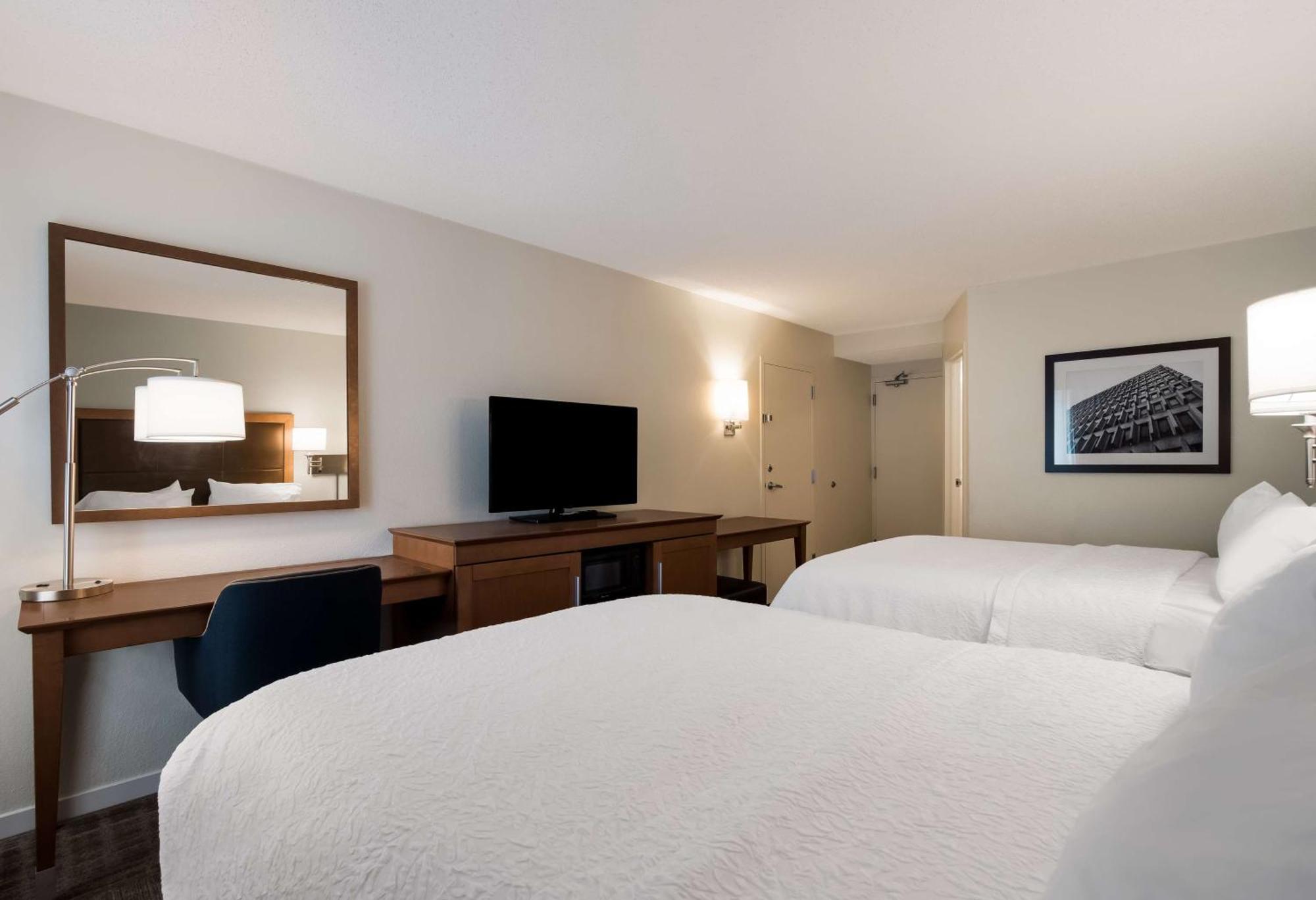 Hotel Hampton Columbia-i-26 Airport 3*