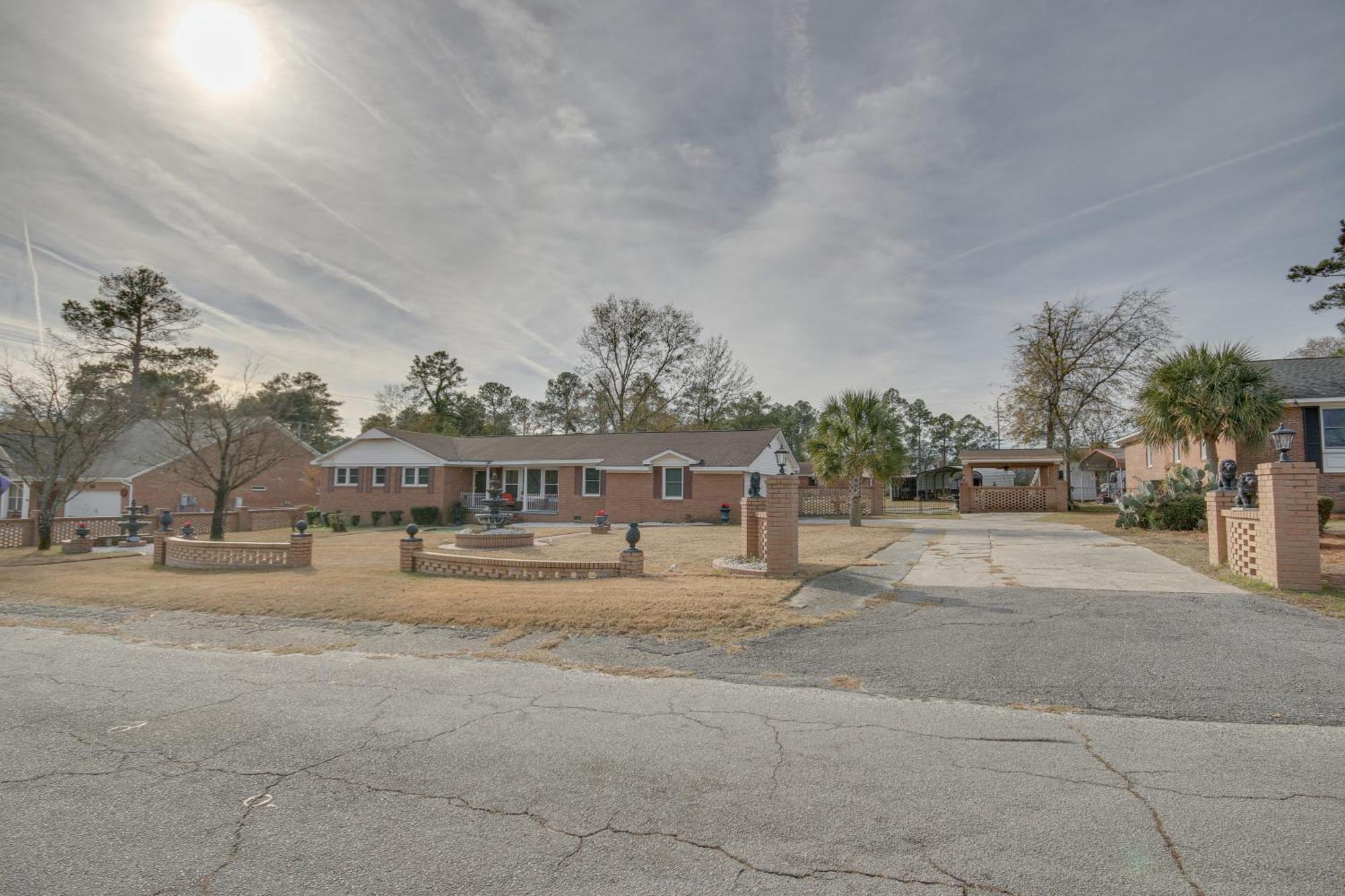 Holiday home With Hot Tub 9 Mi To Uofsc! *
