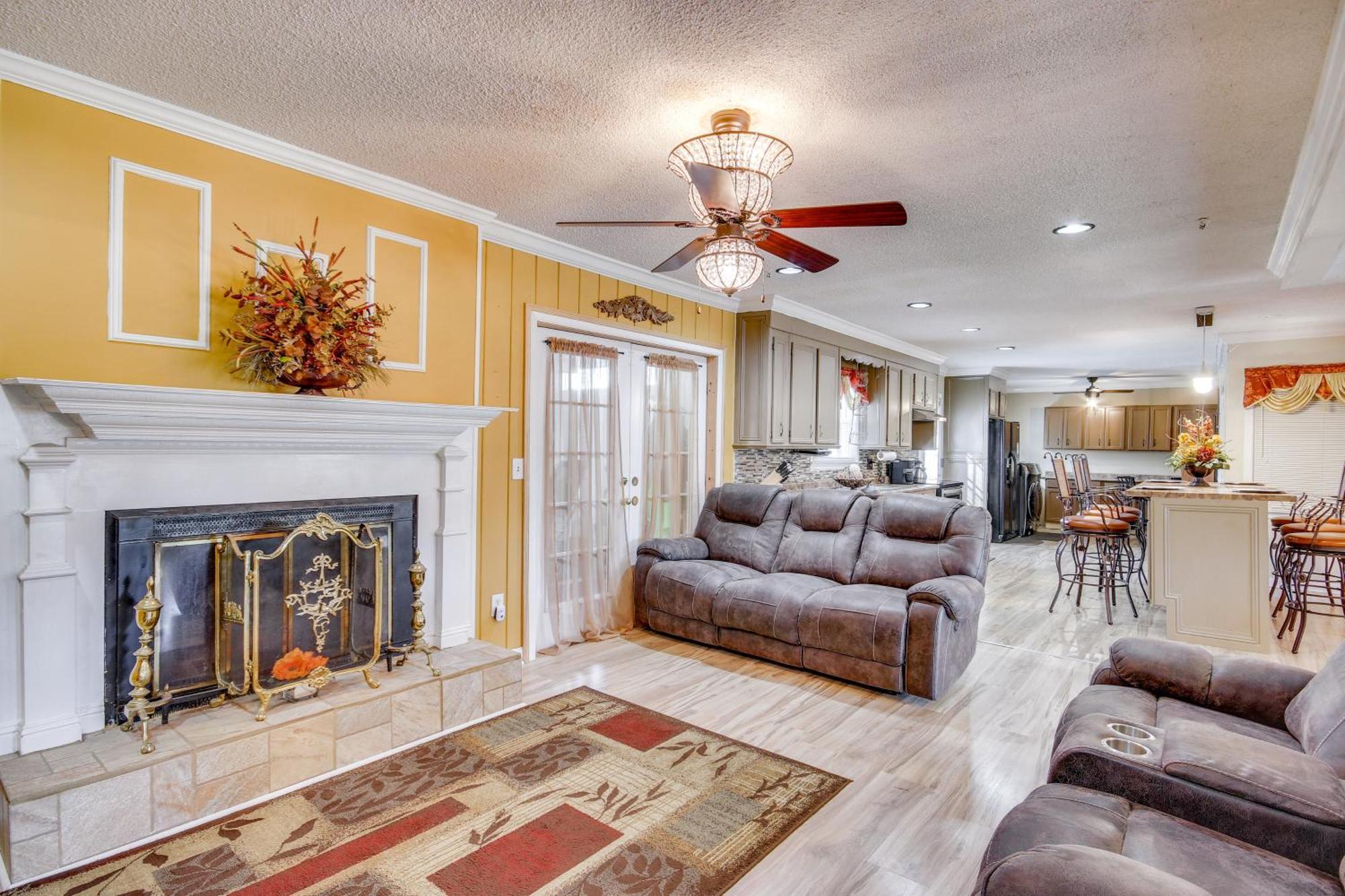 Holiday home With Hot Tub 9 Mi To Uofsc! *