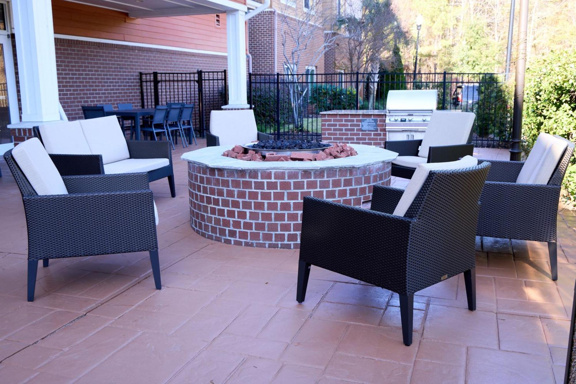 By Marriott Northwest/harbison Hotel Columbia