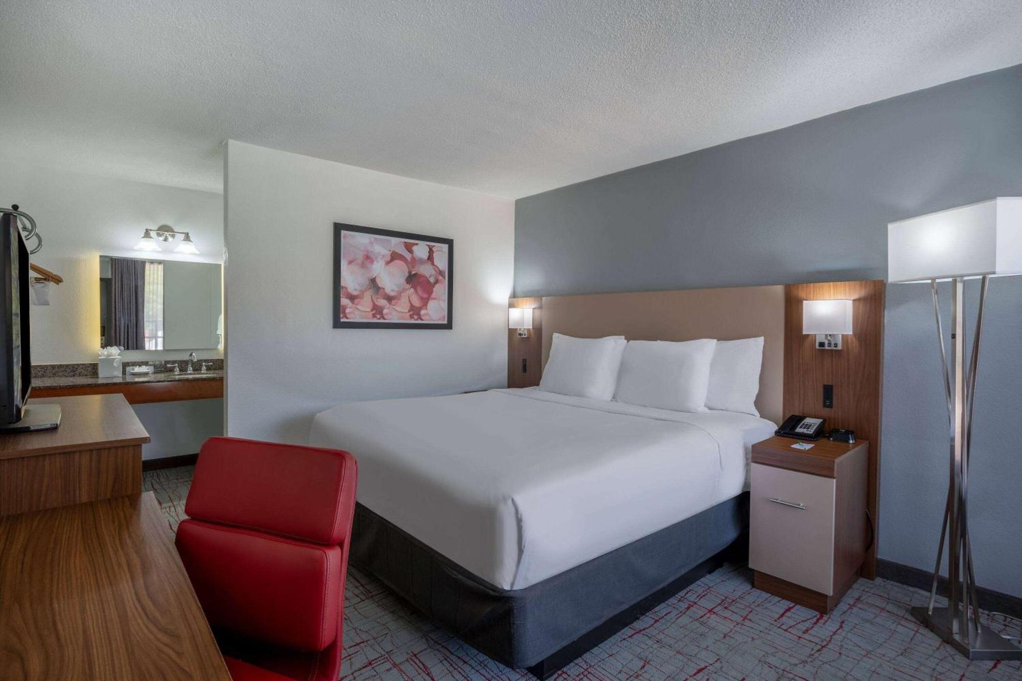 Wyndham Garden Columbia-ft Jackson Hotel Columbia