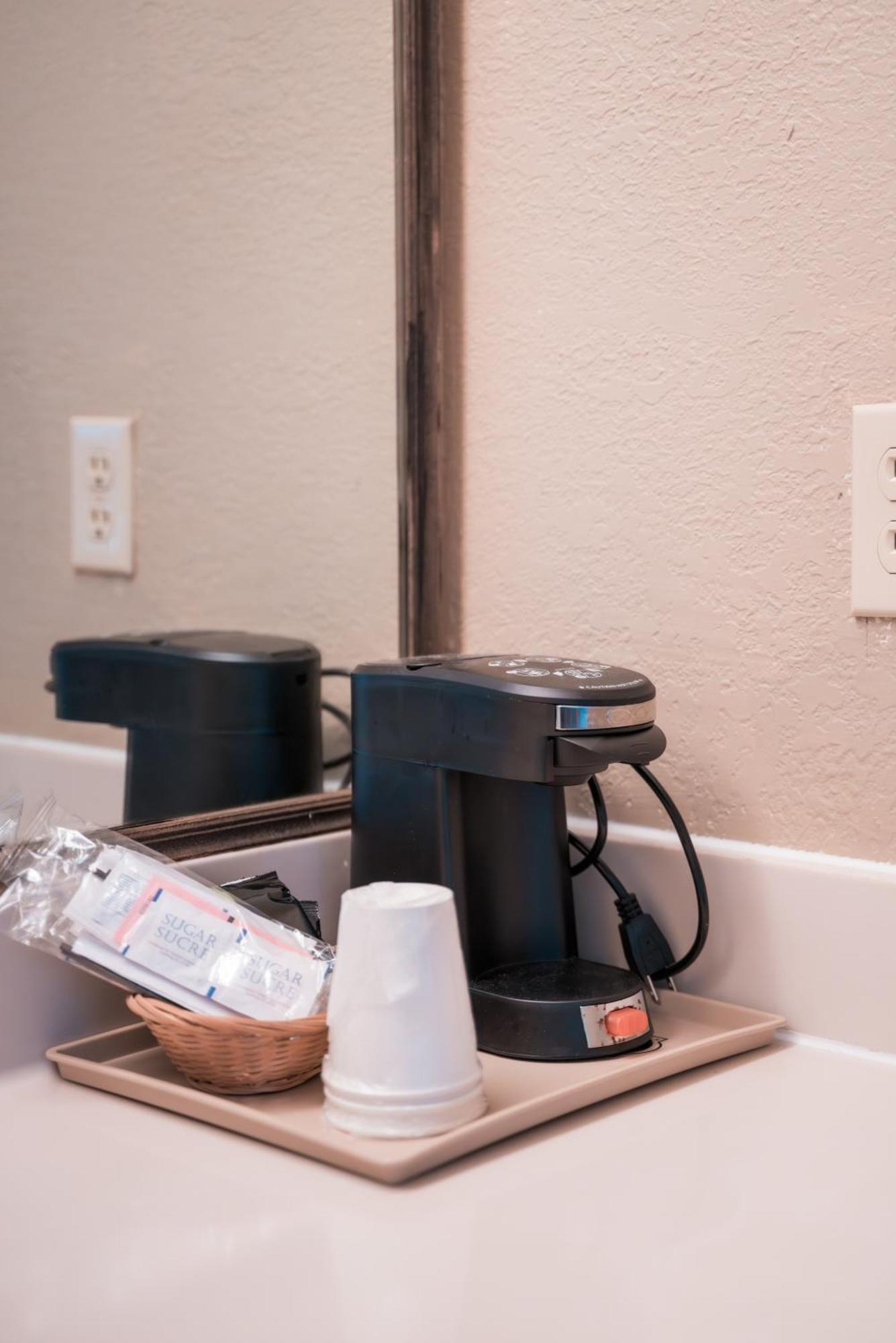 Super 8 By Wyndham Columbia/ft. Jackson Sc Motel 2*