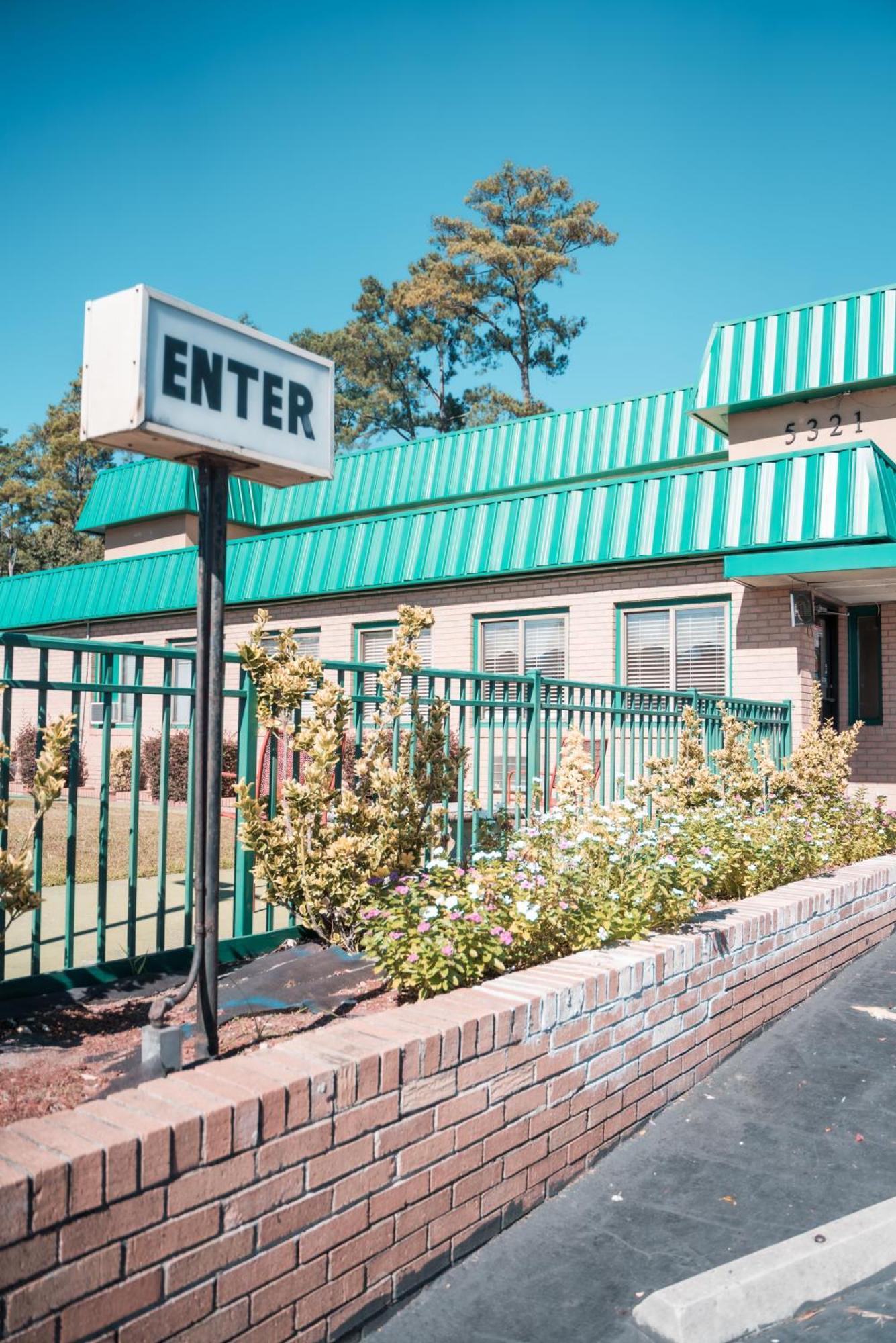 Super 8 By Wyndham Columbia/ft. Jackson Sc 2* Columbia