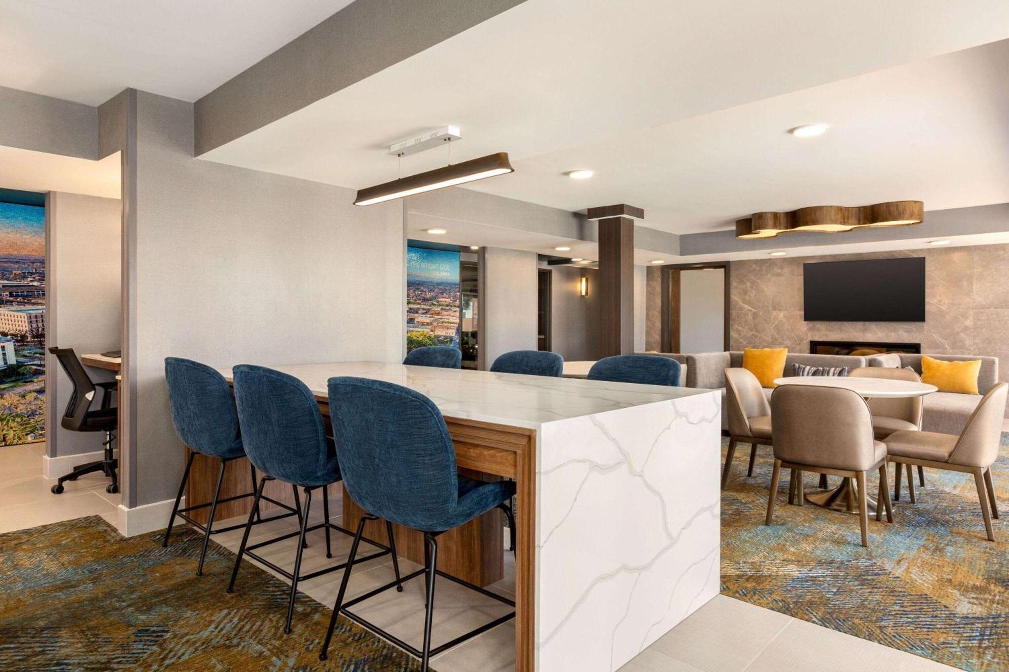 Hotel La Quinta By Wyndham Ne Fort Jackson 3*