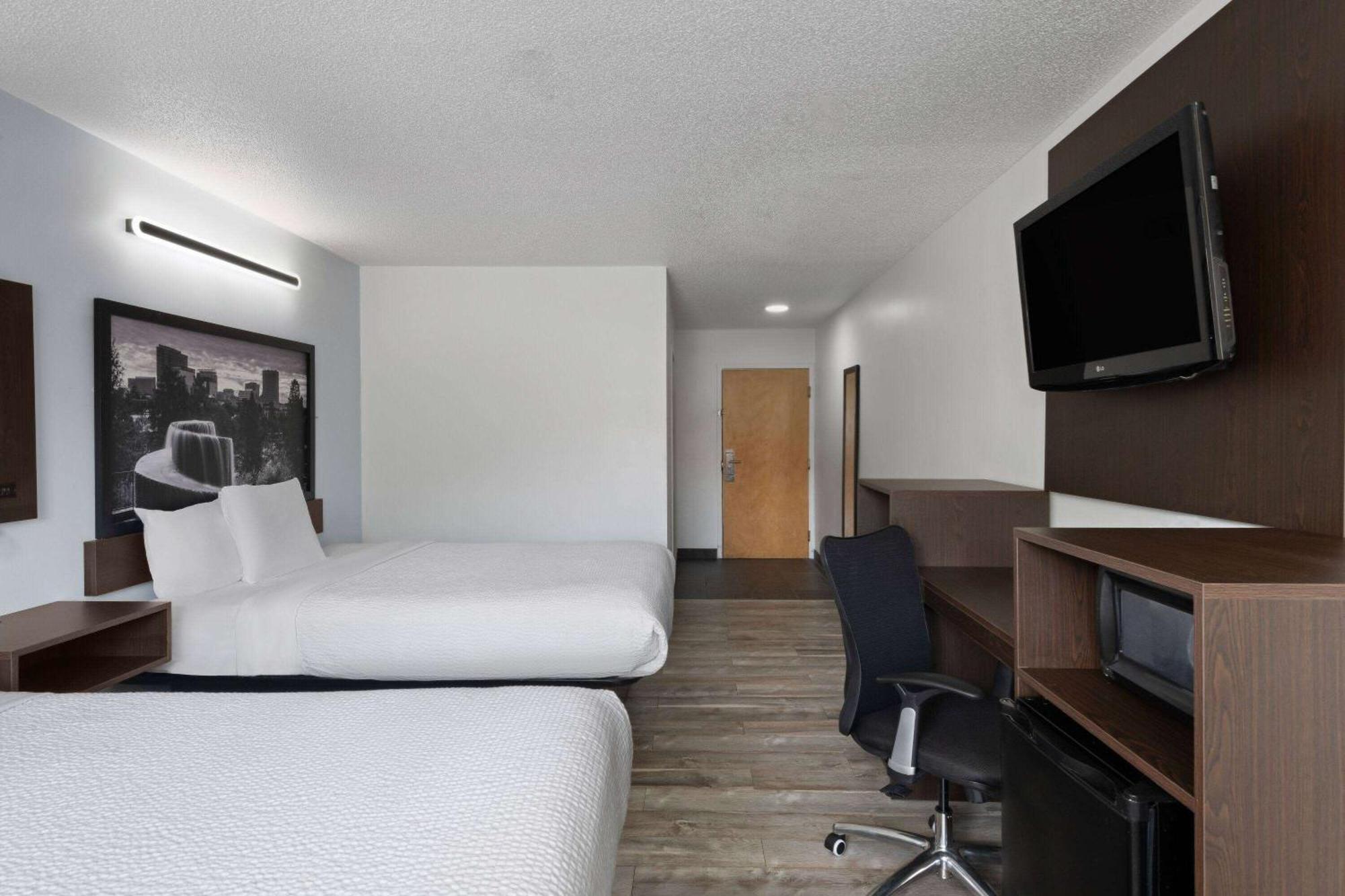 Hotel Super 8 By Wyndham Harbison/parkridge Hospital Columbia