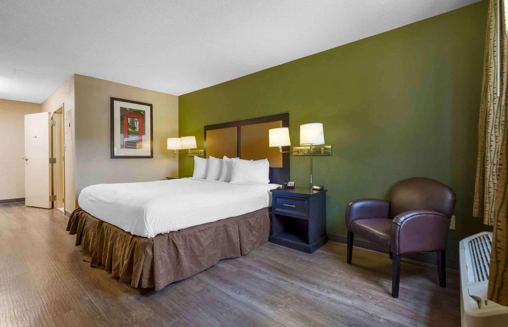 Extended America Select - - Ft Jackson Hotel 2*