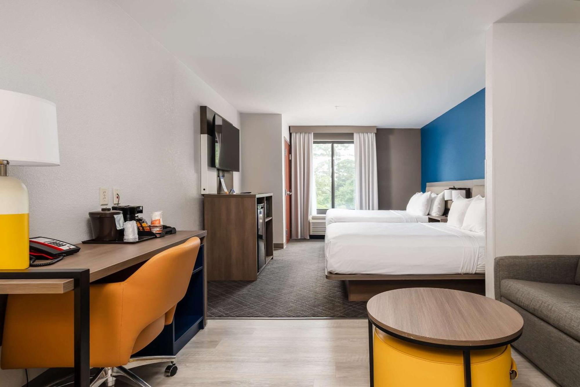 Comfort Northeast - Jackson Hotel