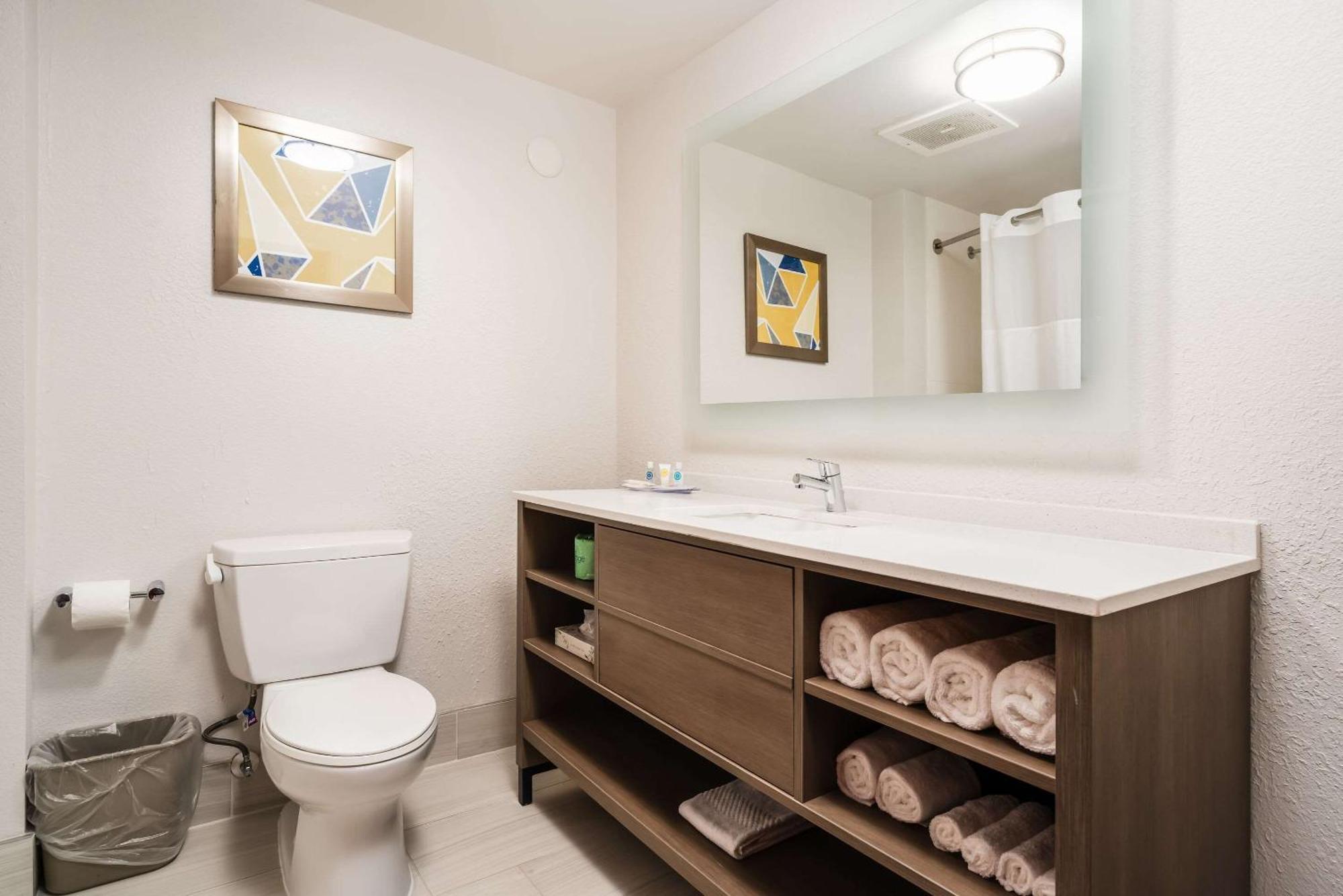 Comfort Northeast - Jackson 3*