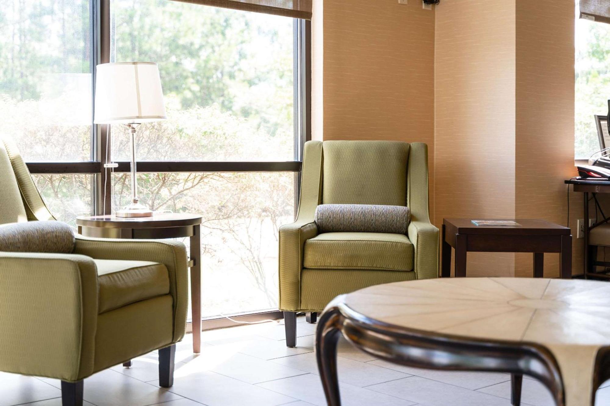 Hotel Comfort Northeast - Jackson Columbia