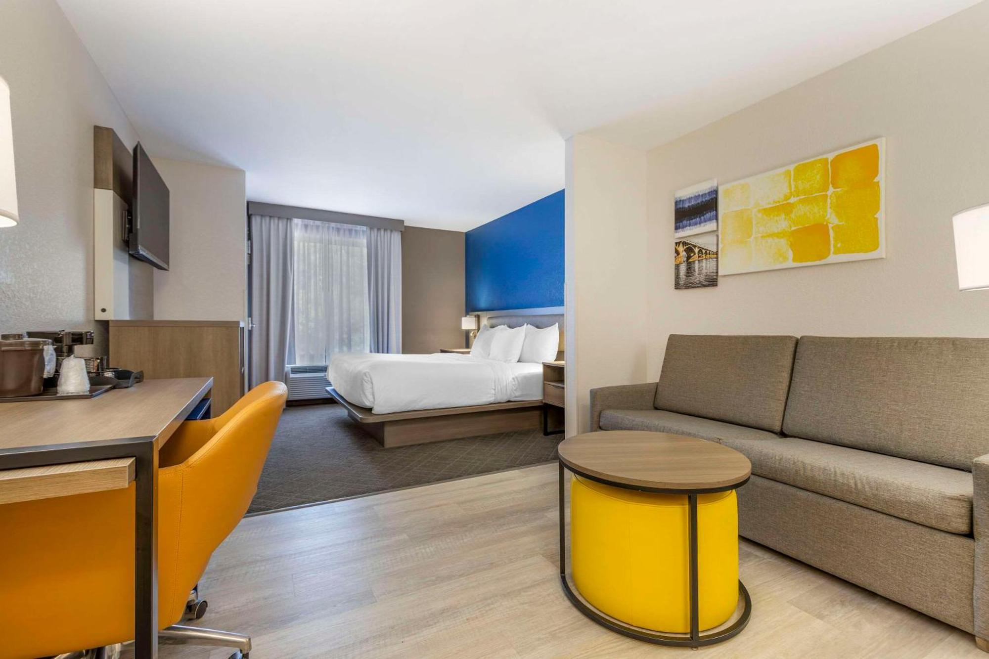 Hotel Comfort Northeast - Jackson