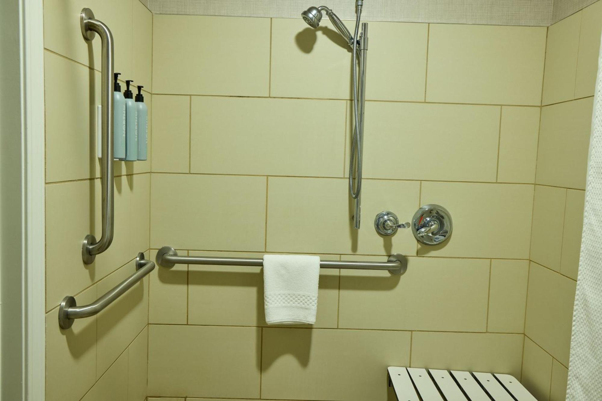 By Marriott Northwest/harbison Hotel 3*