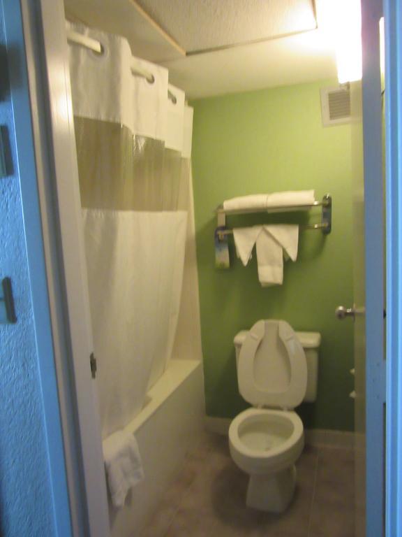 Hotel Days & By Wyndham Se Ft Jackson Columbia