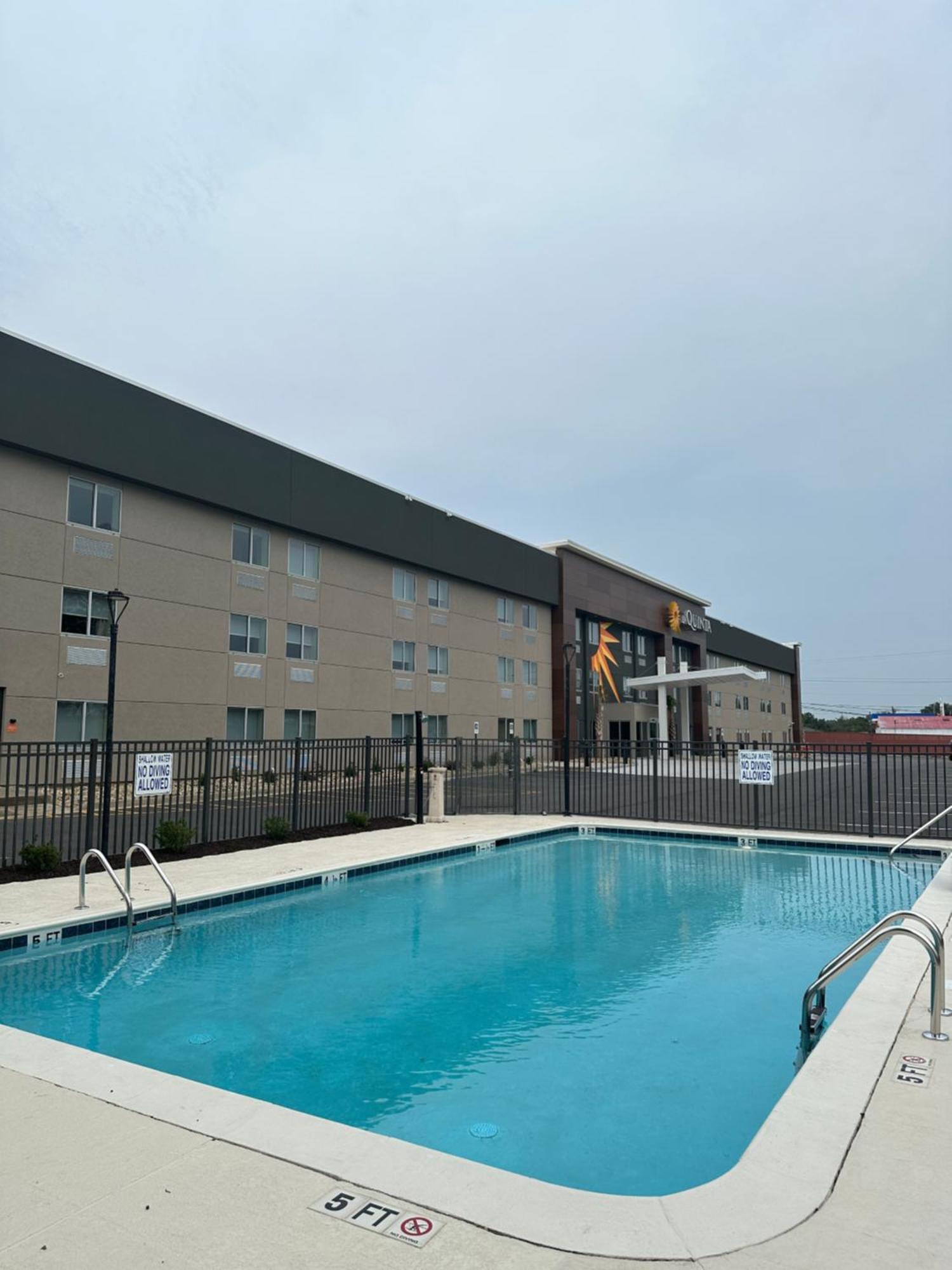 La Quinta By Wyndham Ne Fort Jackson 3* Columbia