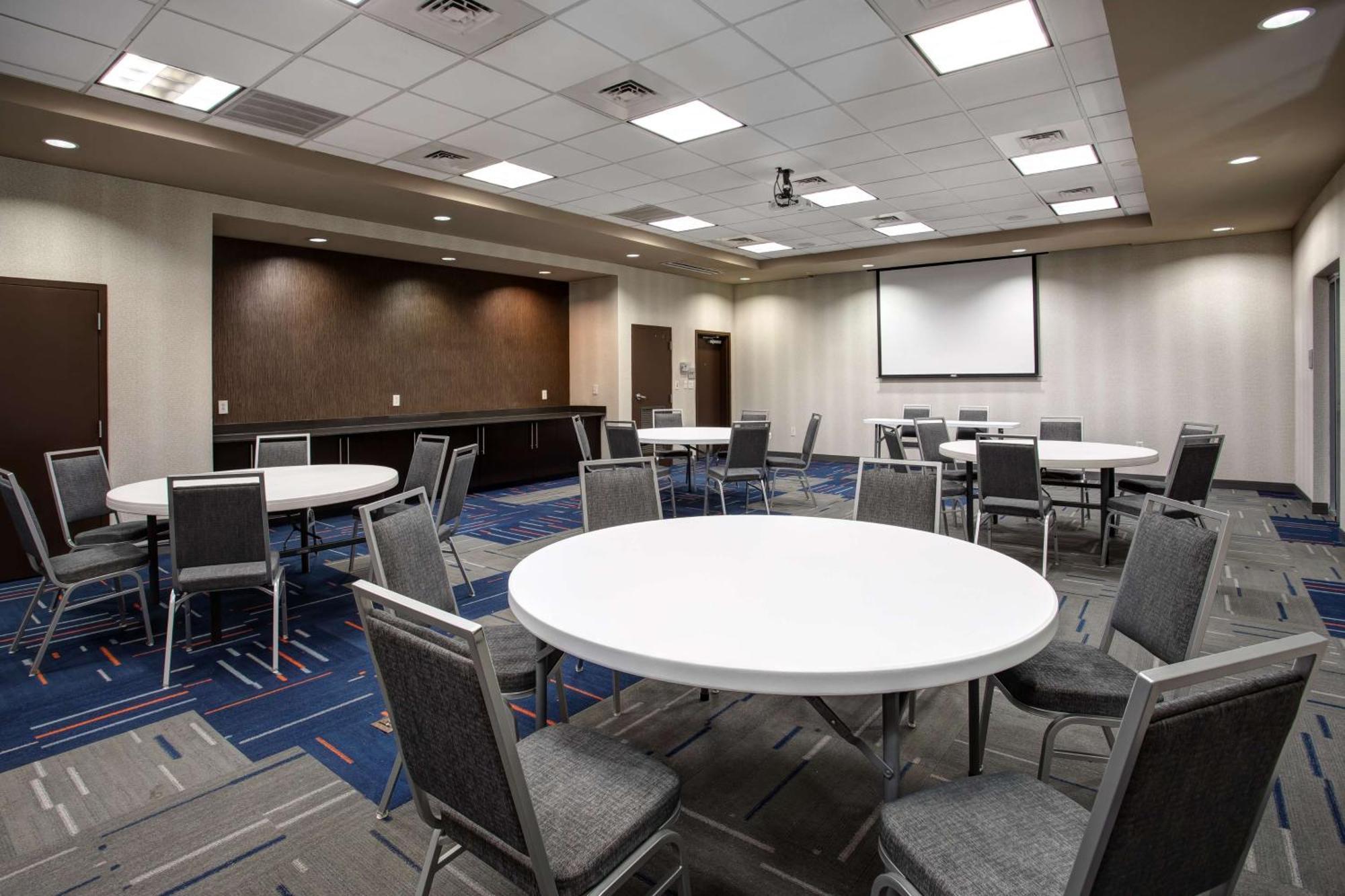Hampton & Columbia/southeast-fort Jackson Hotel