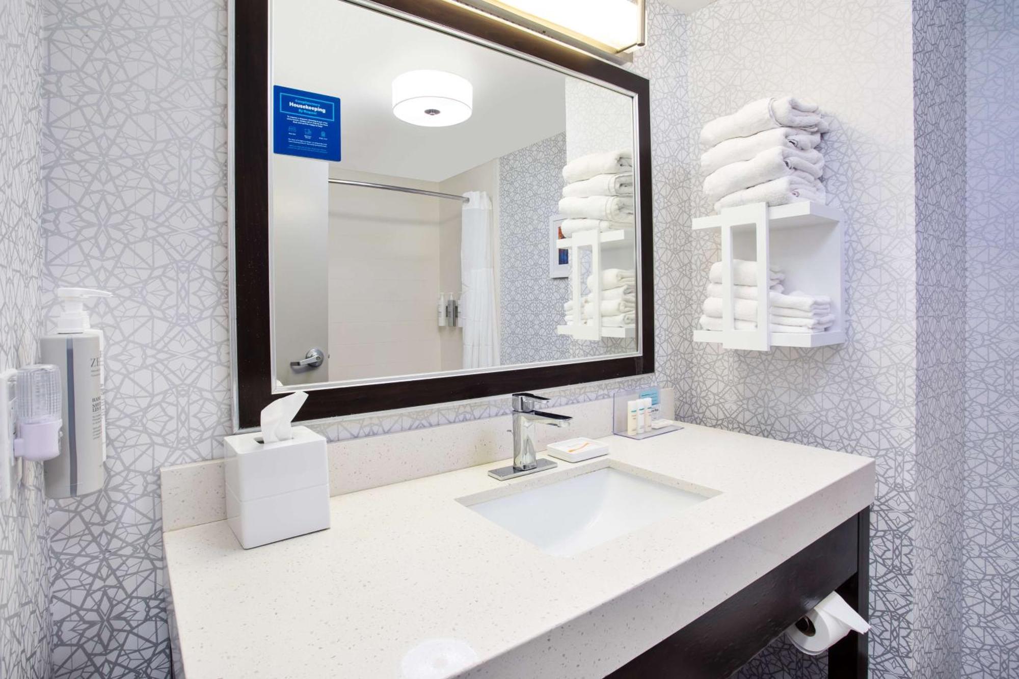 Hotel Hampton & Columbia/southeast-fort Jackson 3*