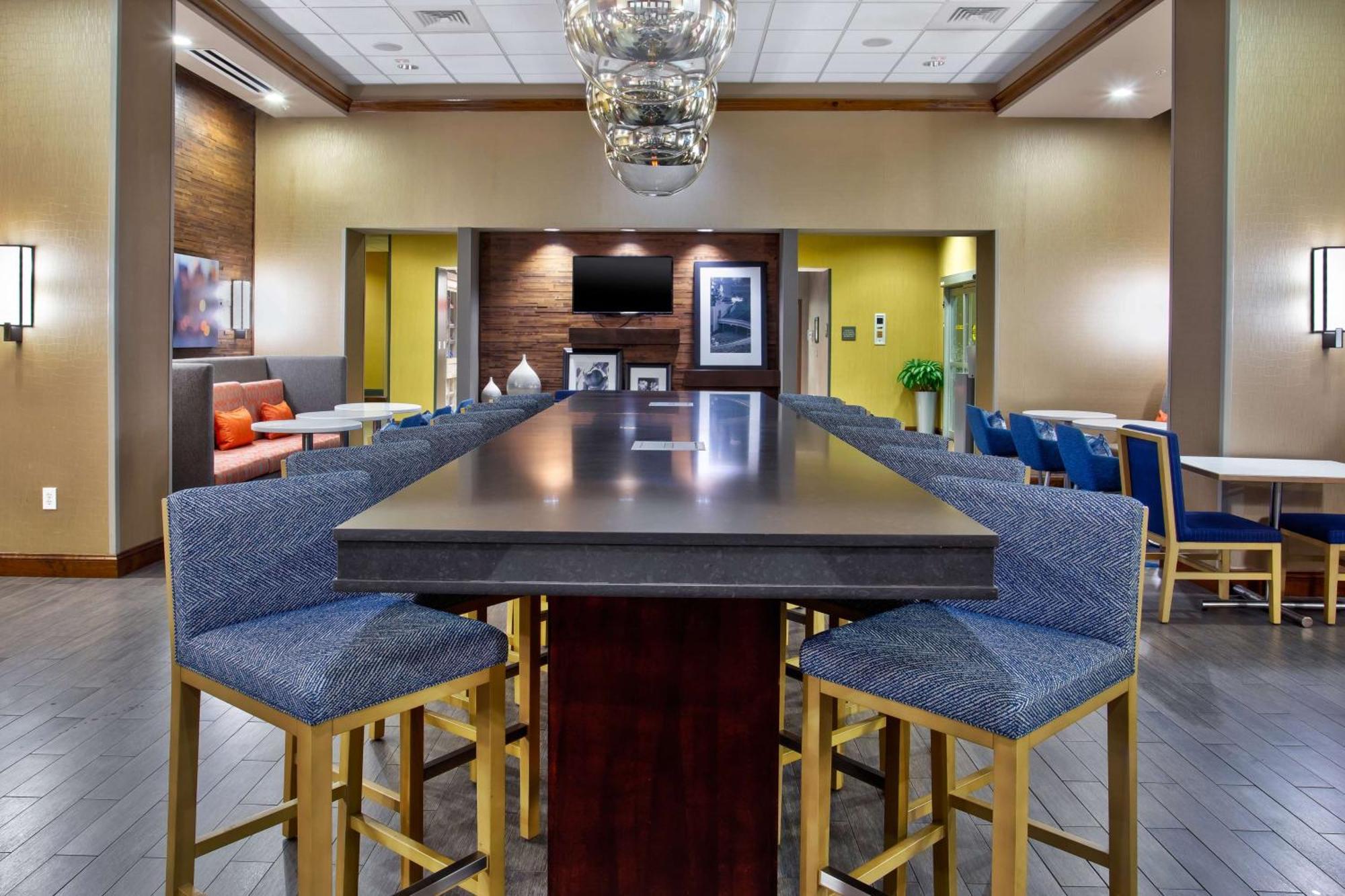 Hotel Hampton & Columbia/southeast-fort Jackson Columbia