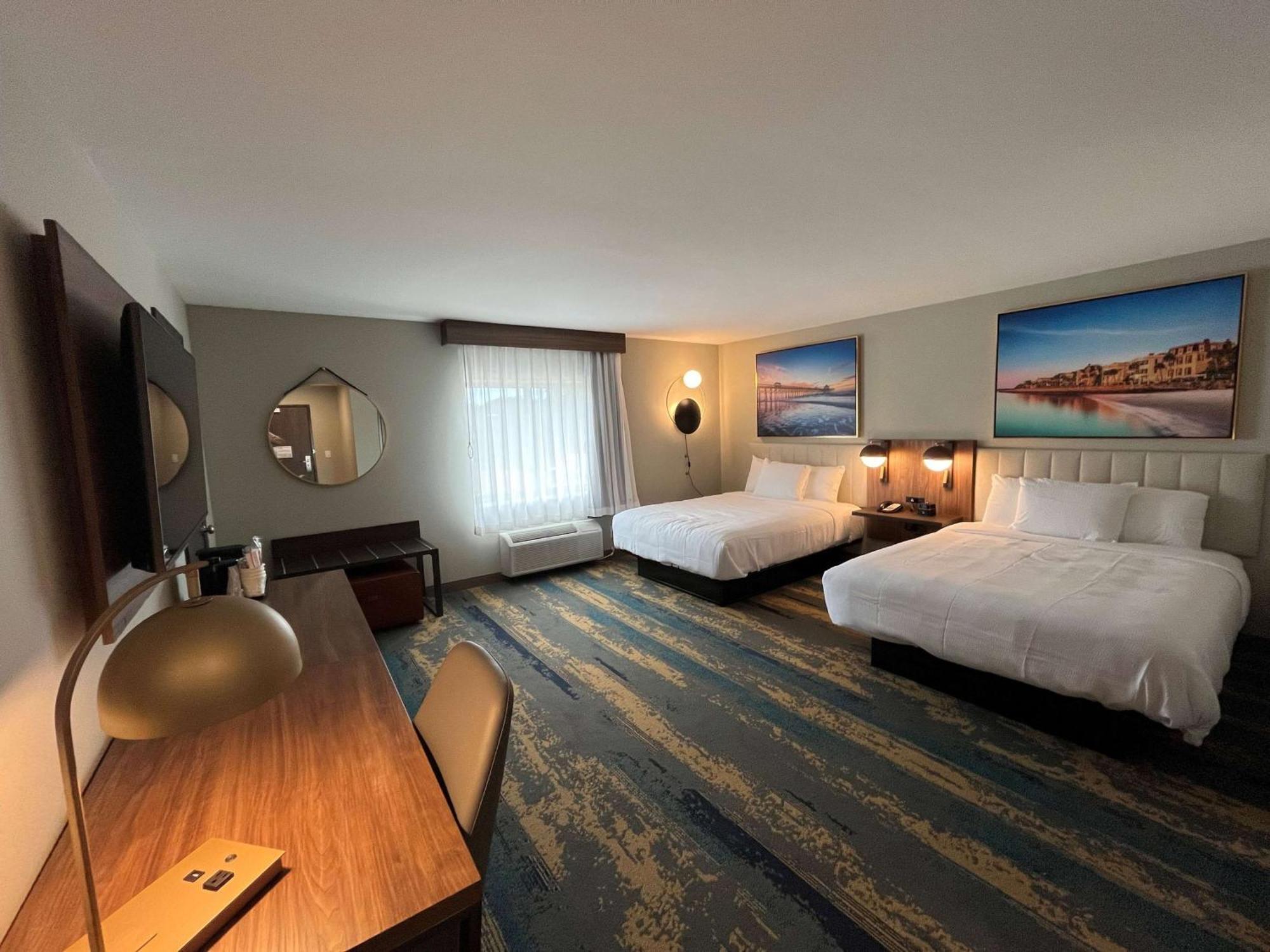 La Quinta By Wyndham Ne Fort Jackson Hotel 3*