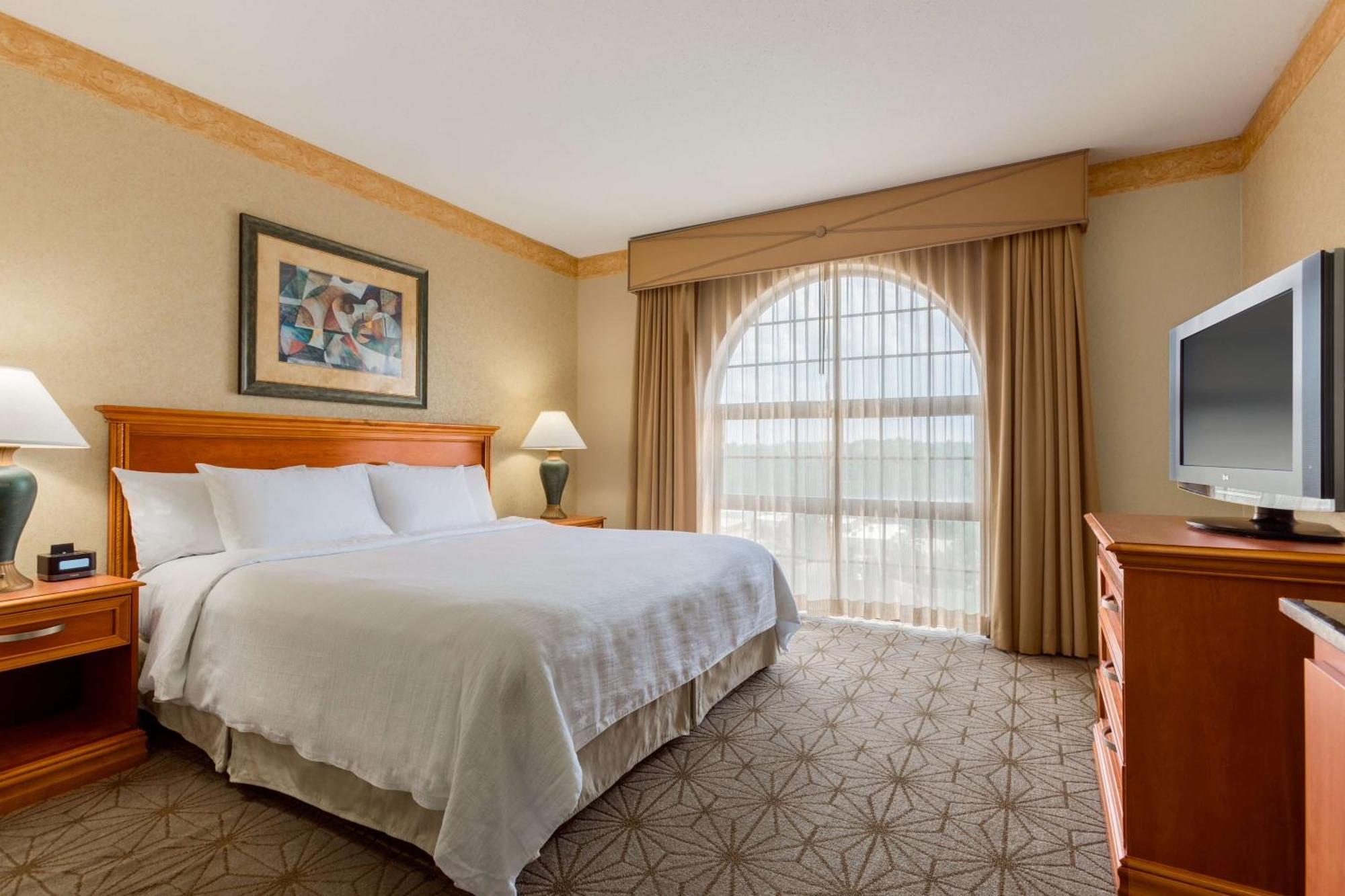 Hotel Embassy By Hilton Greystone