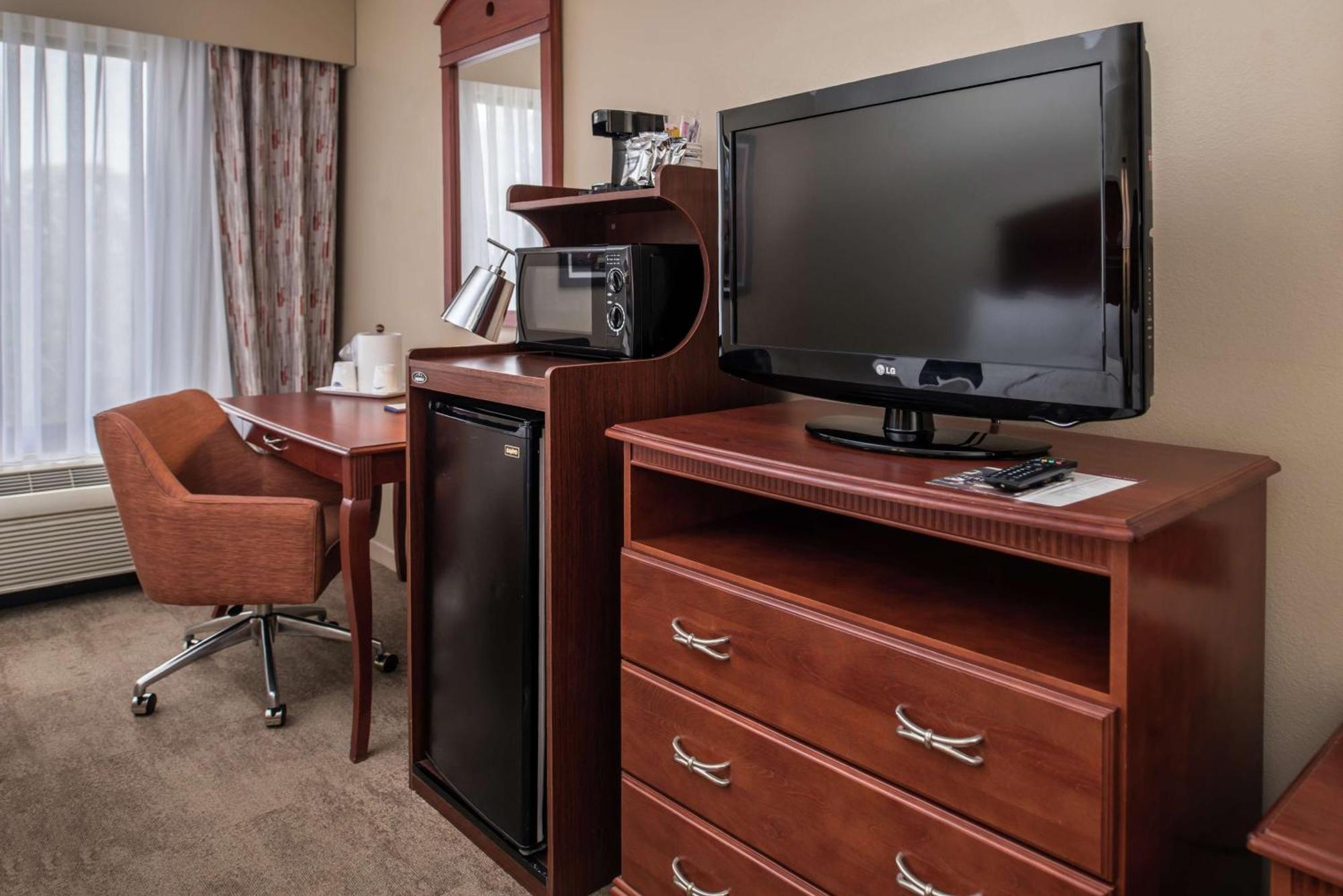 Hotel Hampton Northeast-fort Jackson Area 3*