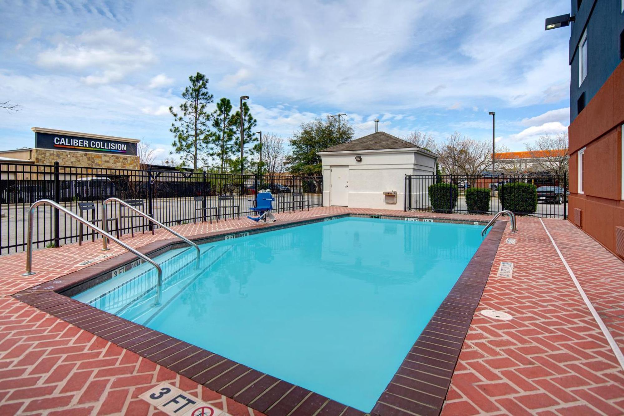 Candlewood Columbia-fort Jackson By Ihg 3* Columbia