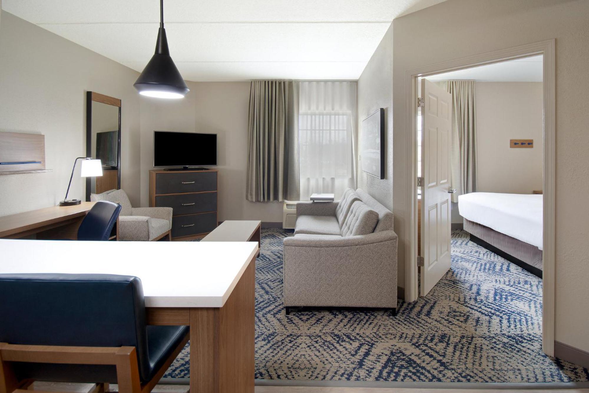Candlewood Columbia-fort Jackson By Ihg Columbia